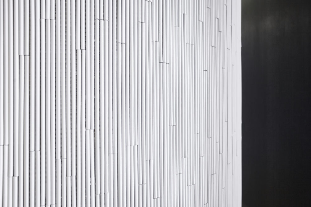 CURVED FEATURE WALL TILES: Phenomenon Rain B Grigio
