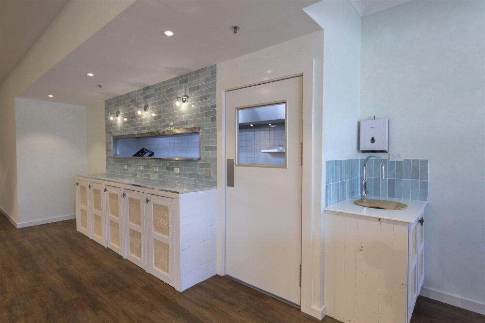 FEATURE TILES: Artisan Aqua