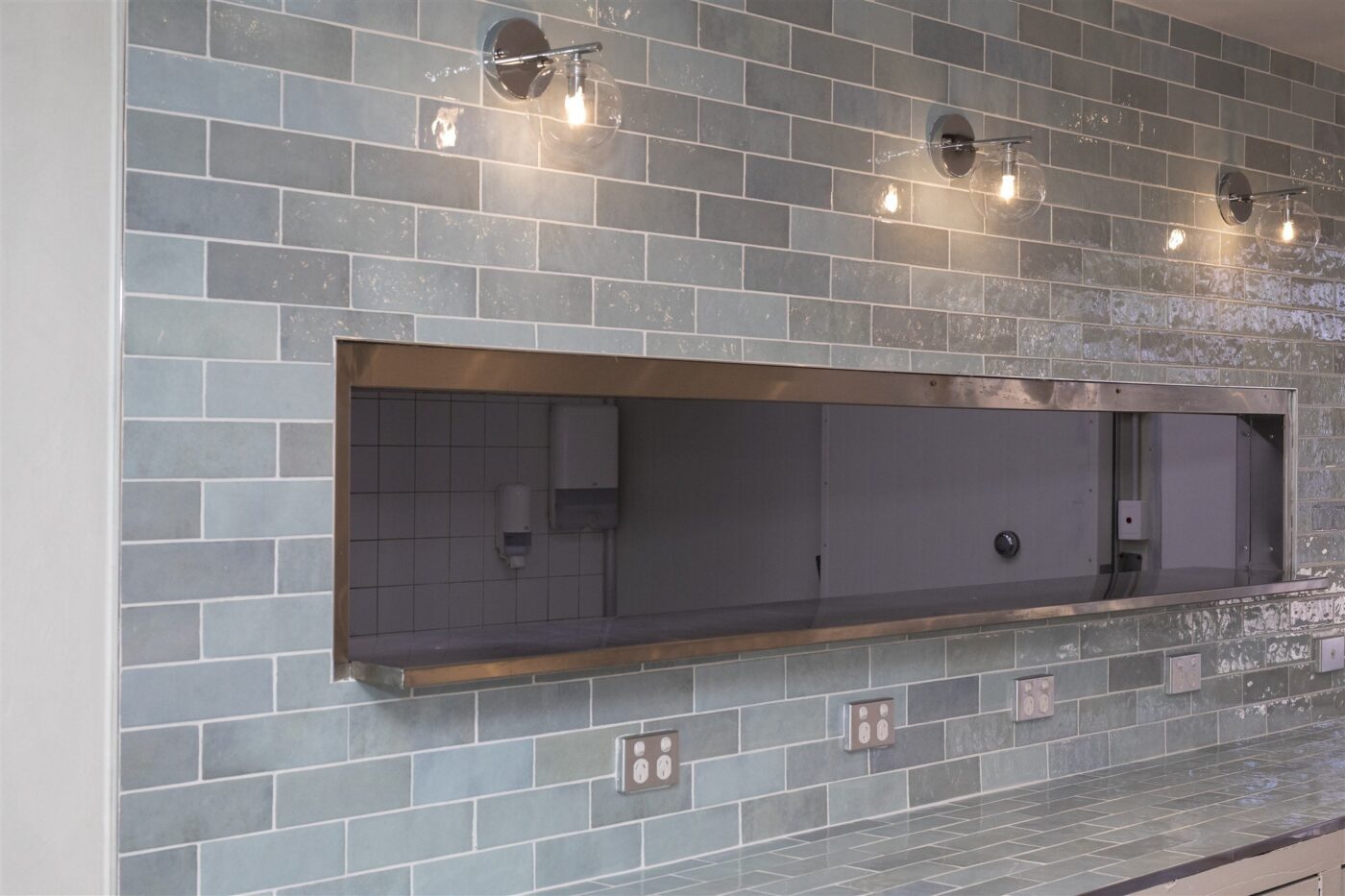 FEATURE TILES: Artisan Aqua