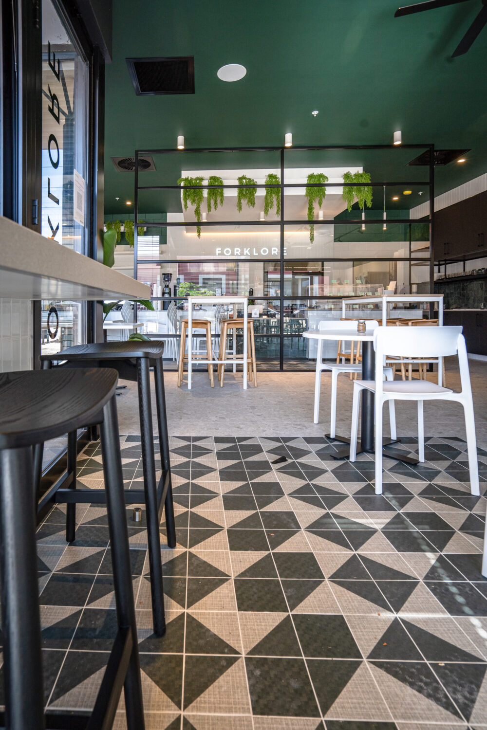 FLOOR TILES: Area15 Triangle Grey and Graphite