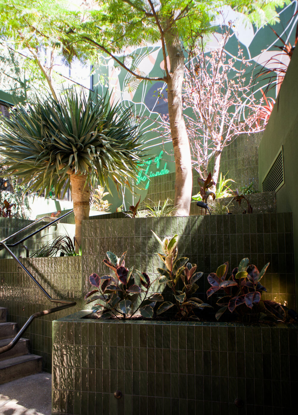 FEATURE TILES: La Riviera Botanical Green