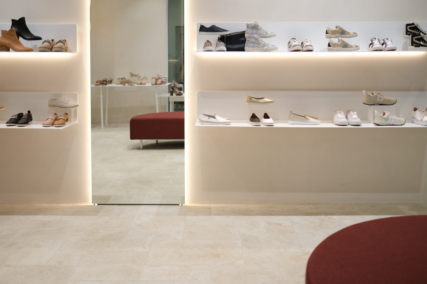 MAIN FLOOR TILE: Tibur Beige Safe by Cerdomus.