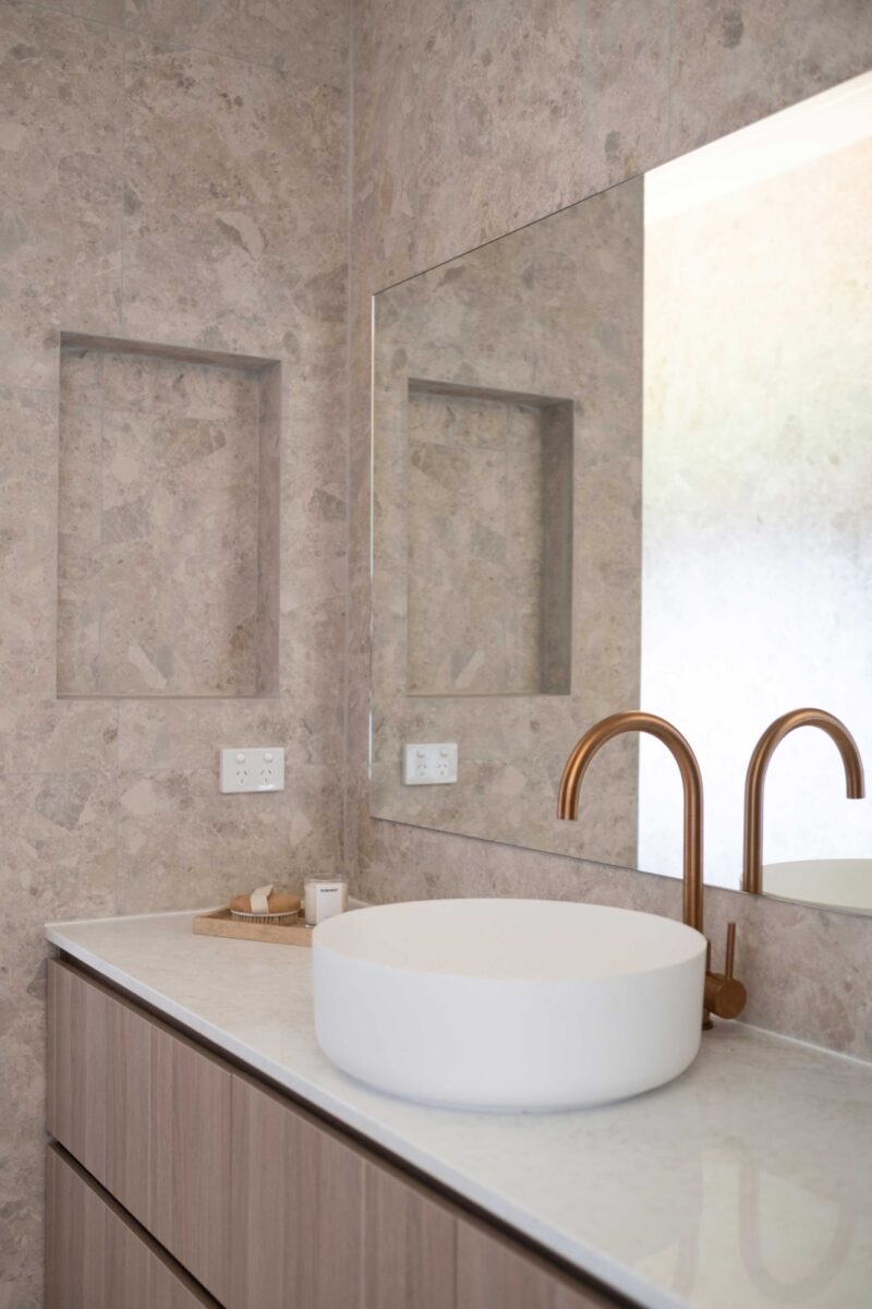 Robusta Beige bathroom 16