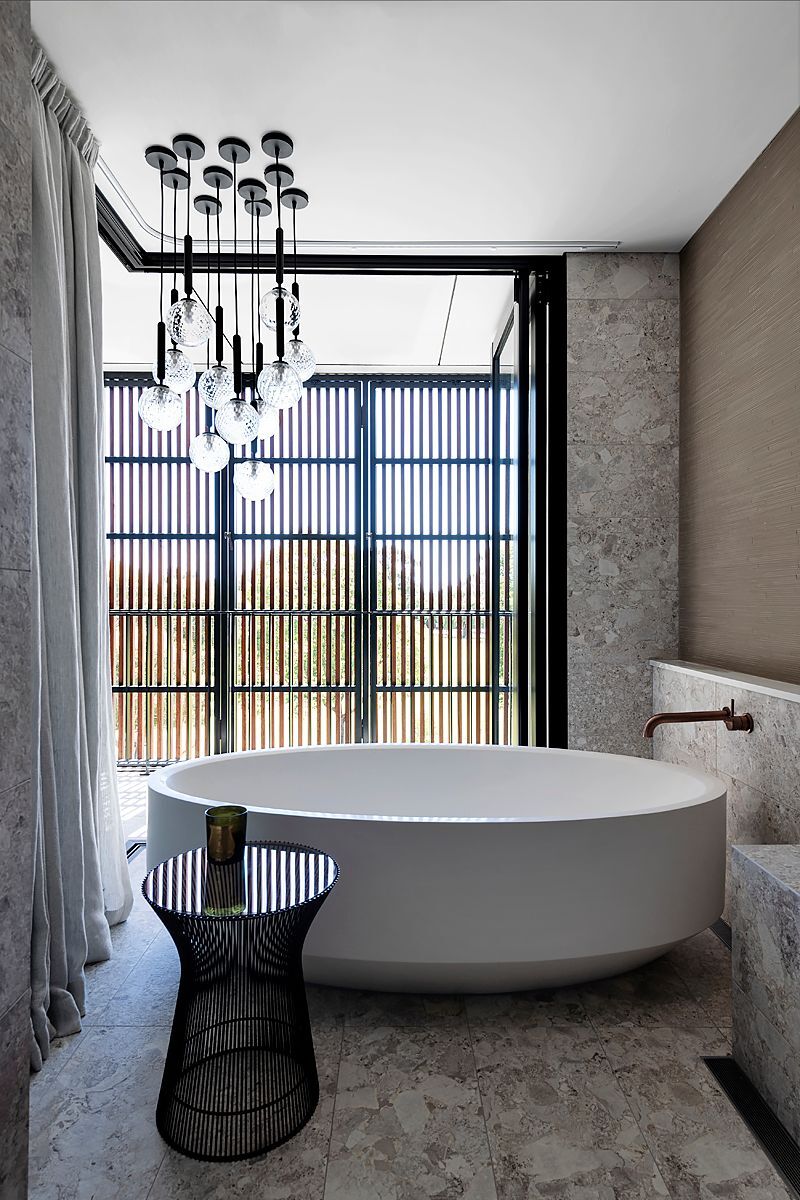 FLOOR &amp; WALL TILES: Frammenta Bianco
