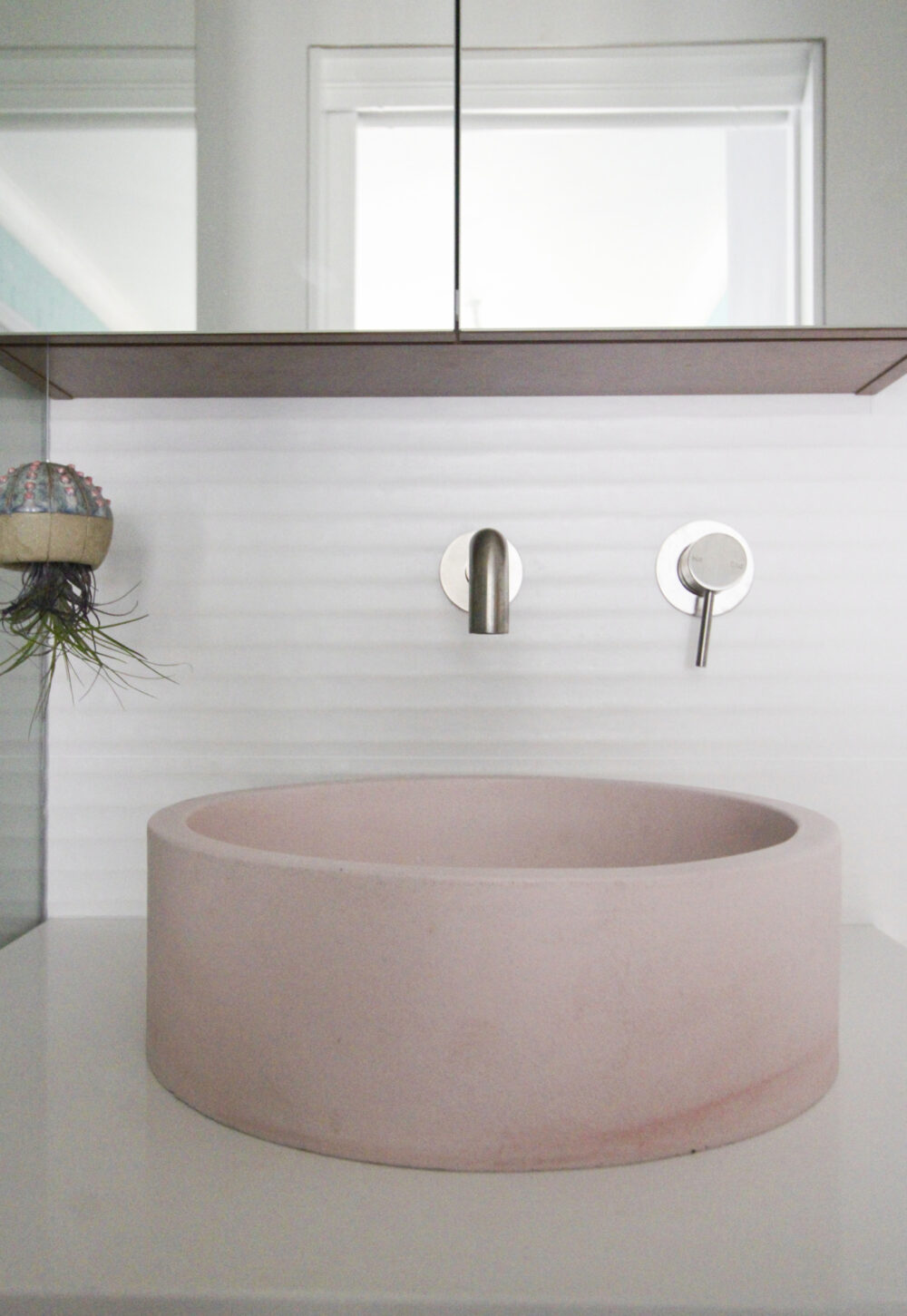 FEATURE TILES: Shade Bianco
