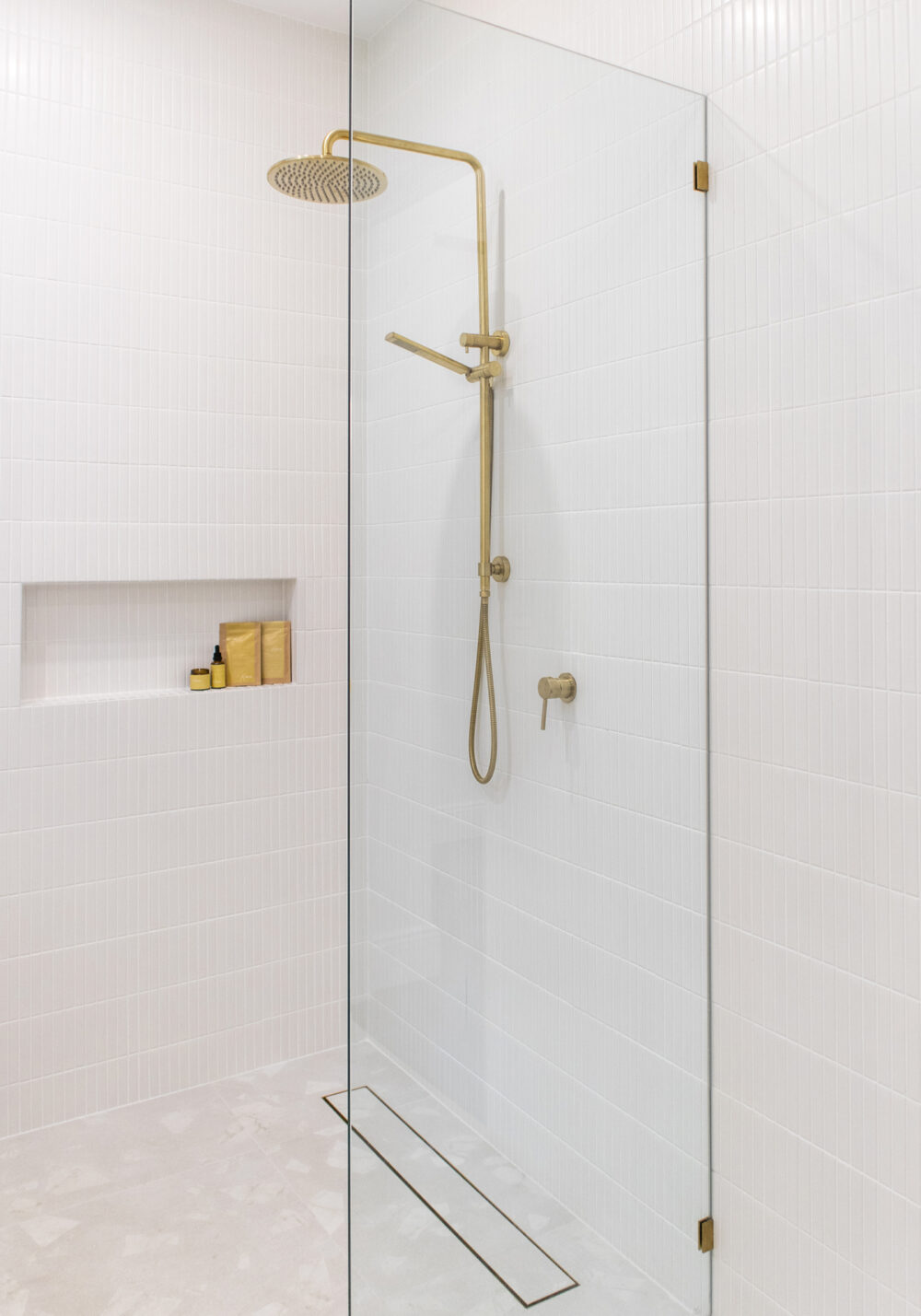 WALL TILES: Matt White Kitkat
FLOOR TILES: Medley Rock White