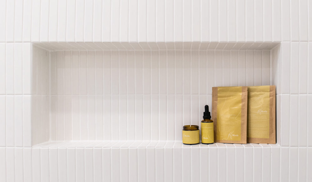 WALL TILES: Matt White Kitkat