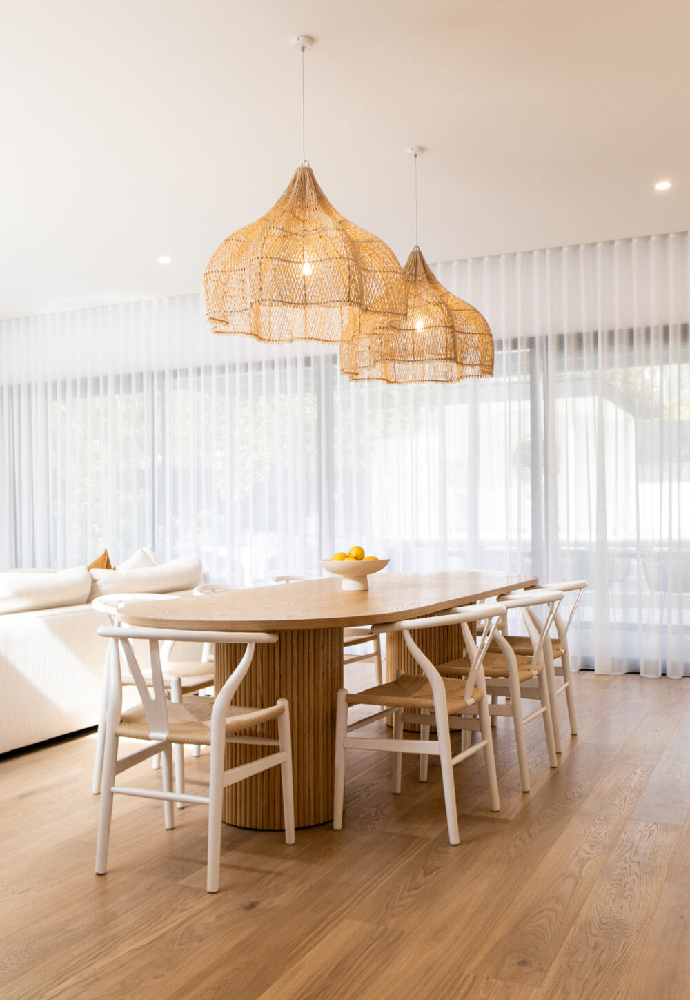 9 insitu seaview terrace dining table