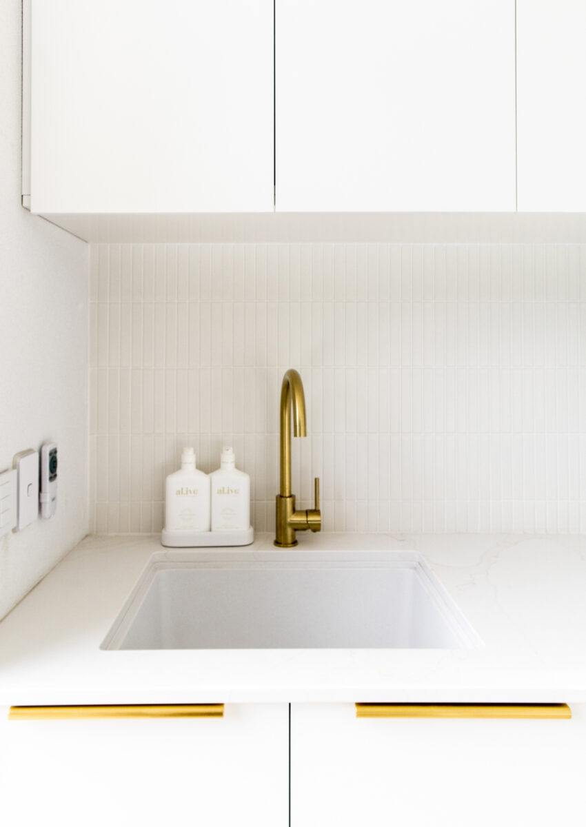 14 insitu seaview terrace outside kitchenette matt white kitkats 2
