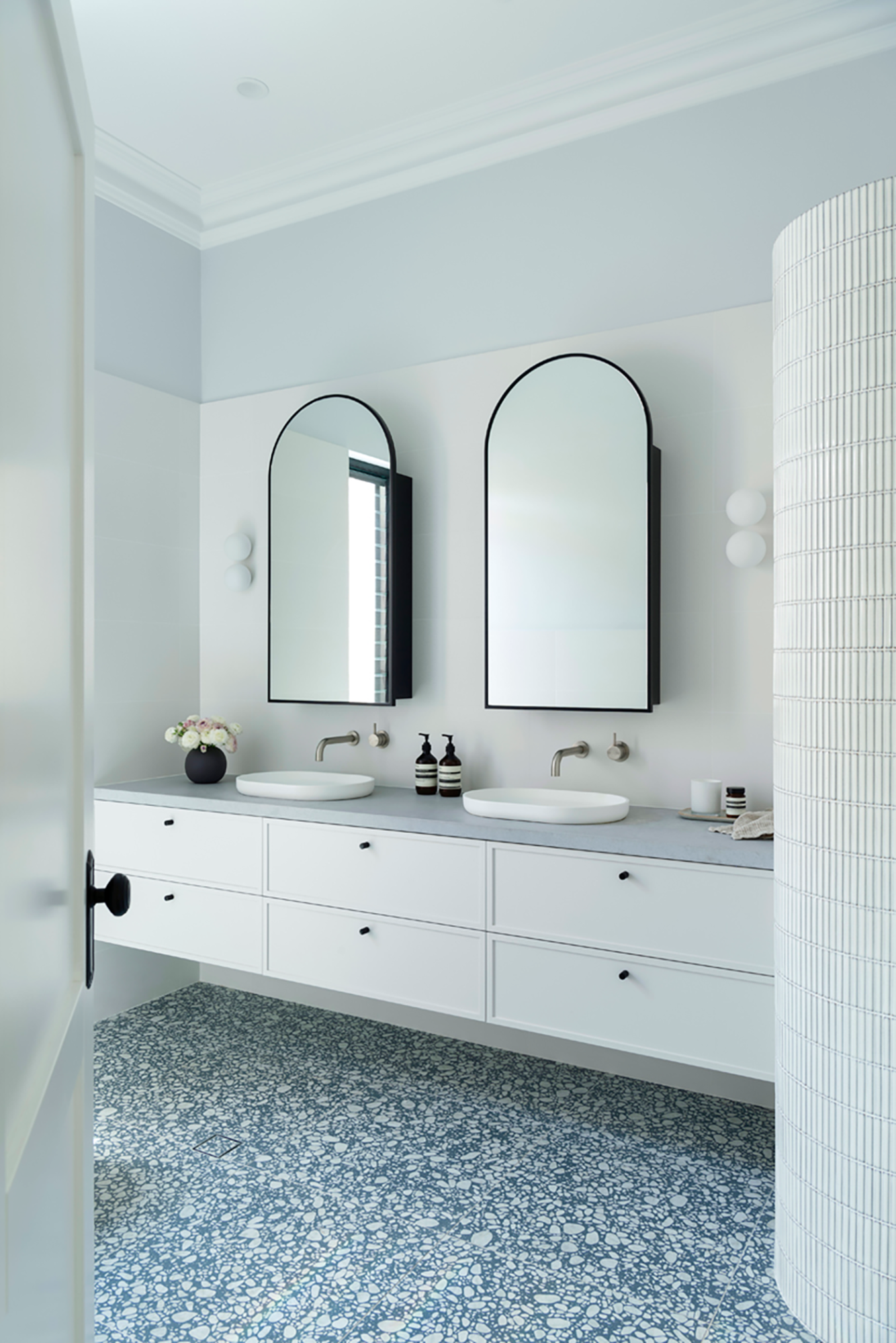 Fifth Avenue Residence: By Jane Ledger