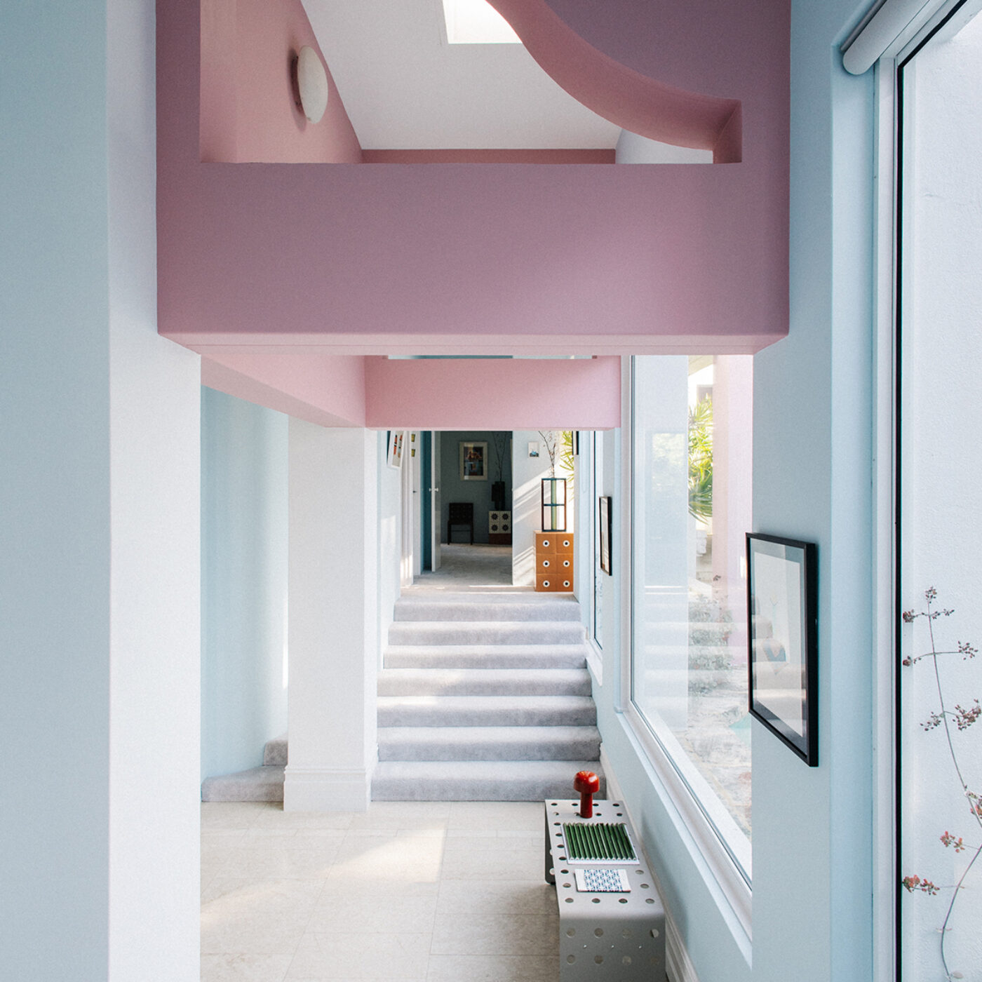 Offmarket8