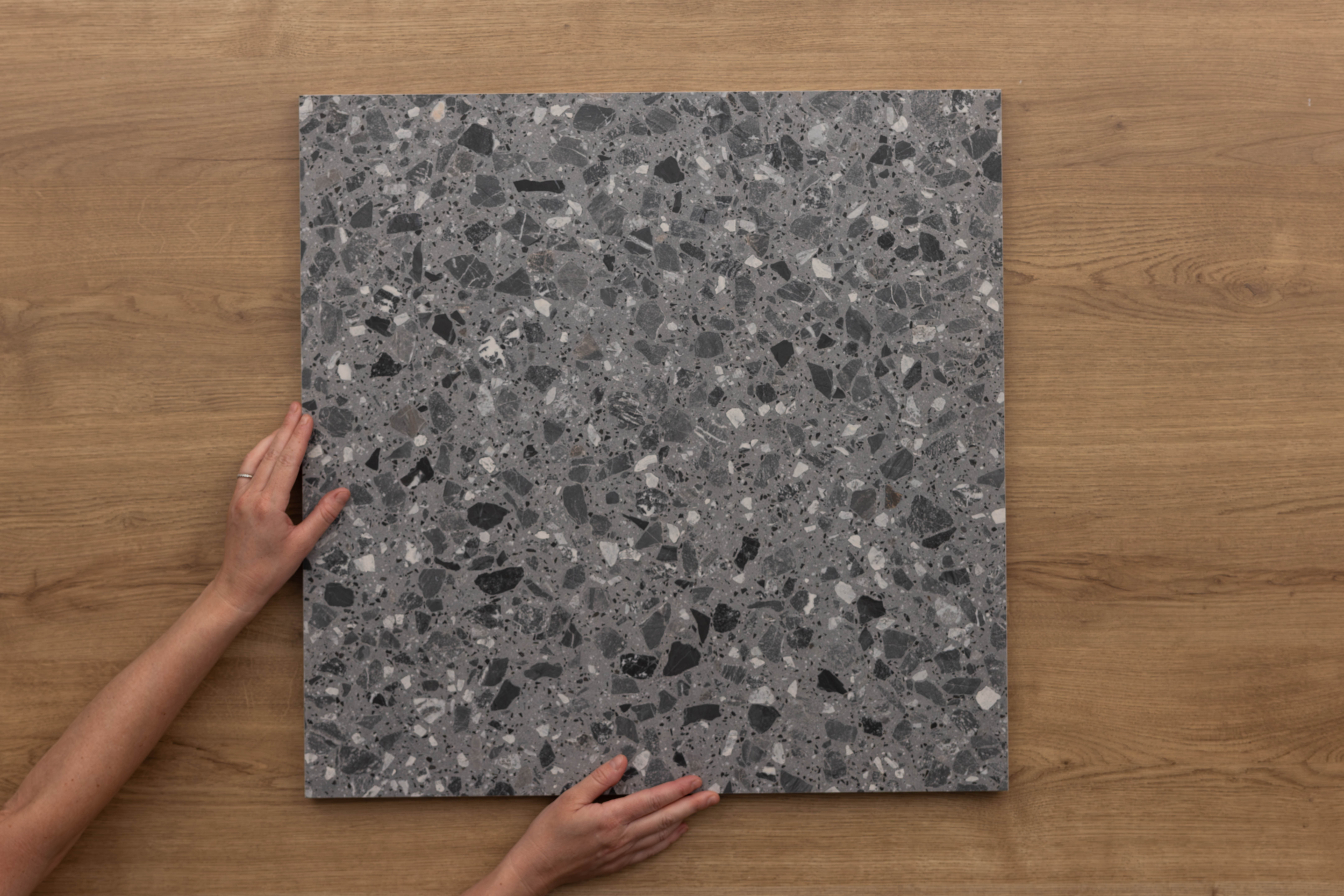 Terrazzo Grigio Mezzo Rect 600x600mm 2