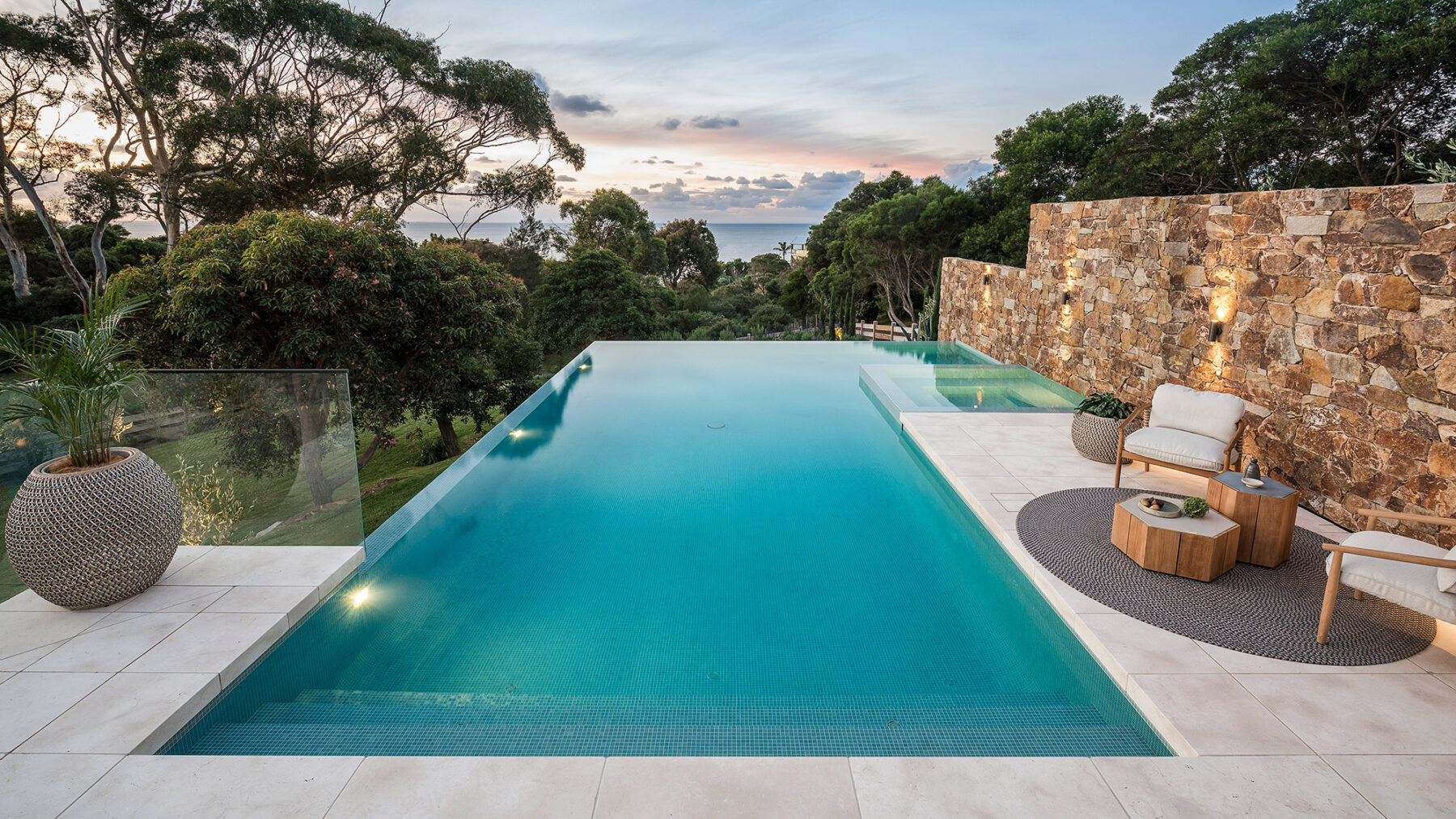 VTC 20 44 Swimming Pool 02