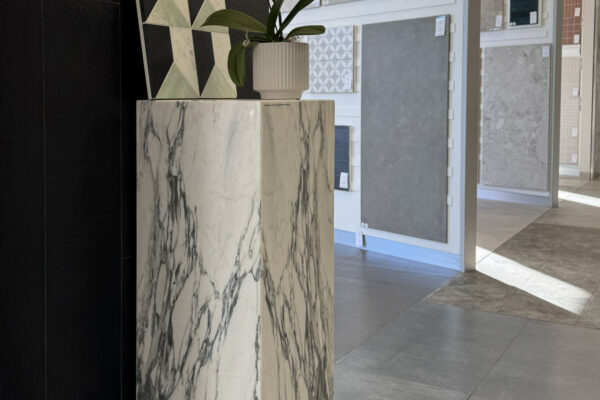 Plinth - Arabescato