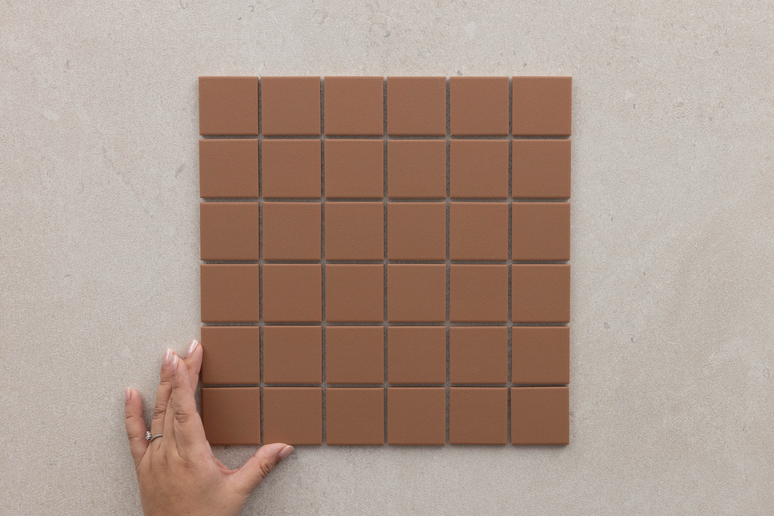 C18 Terracotta Mos 306x306mm sheet 2