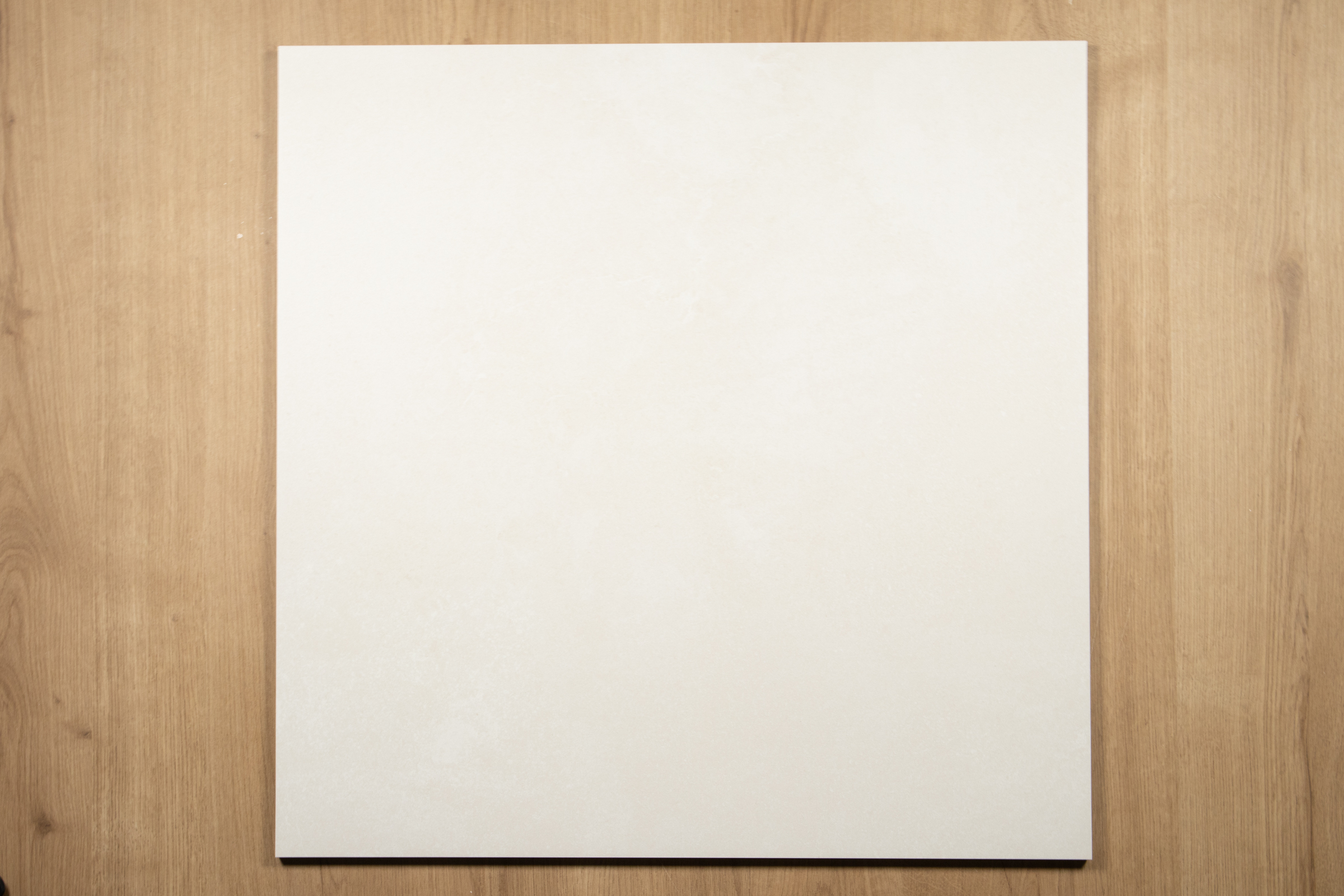 Moroni Snow White Rect 600x600mm 1