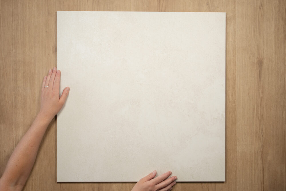 Moroni Beige