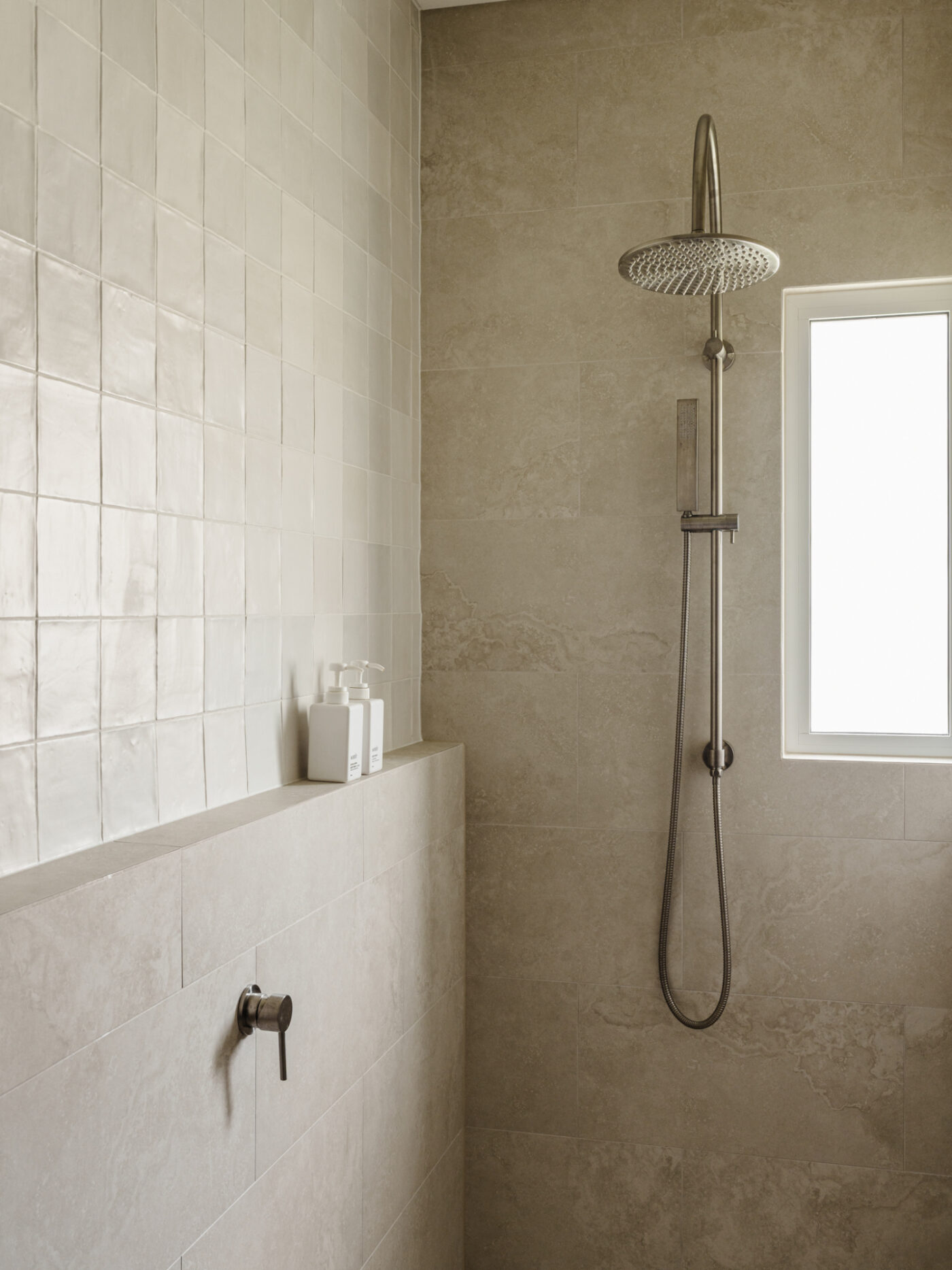 Traver Cave Crosscut White
