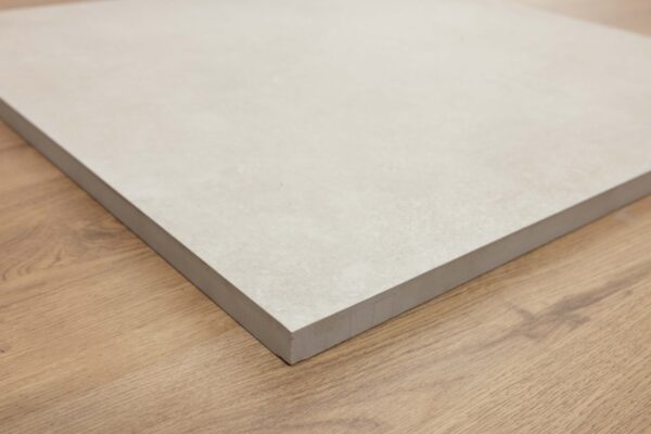 Traver. Cave Crosscut White Paver