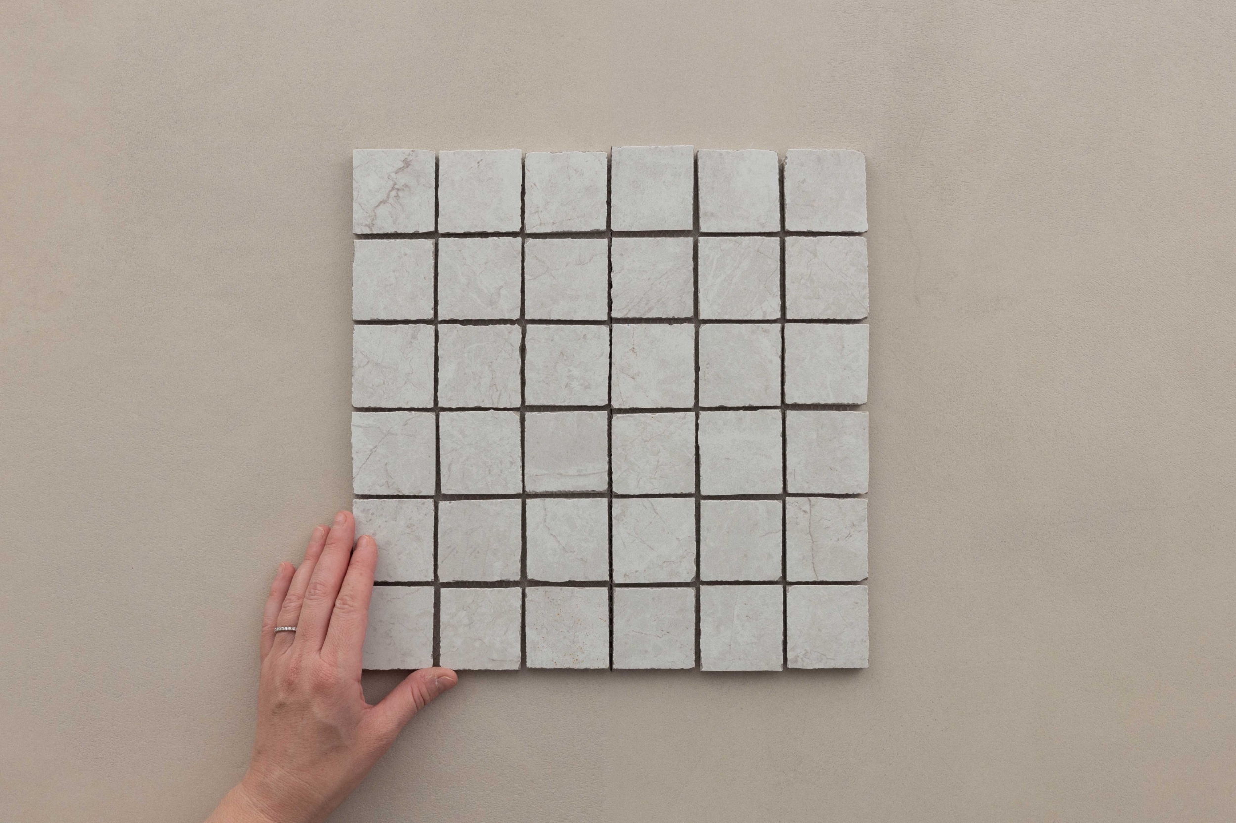 Riverstone Light Tech Sqr 48x48 Tumb Mos 300x300mm sht 2 edit