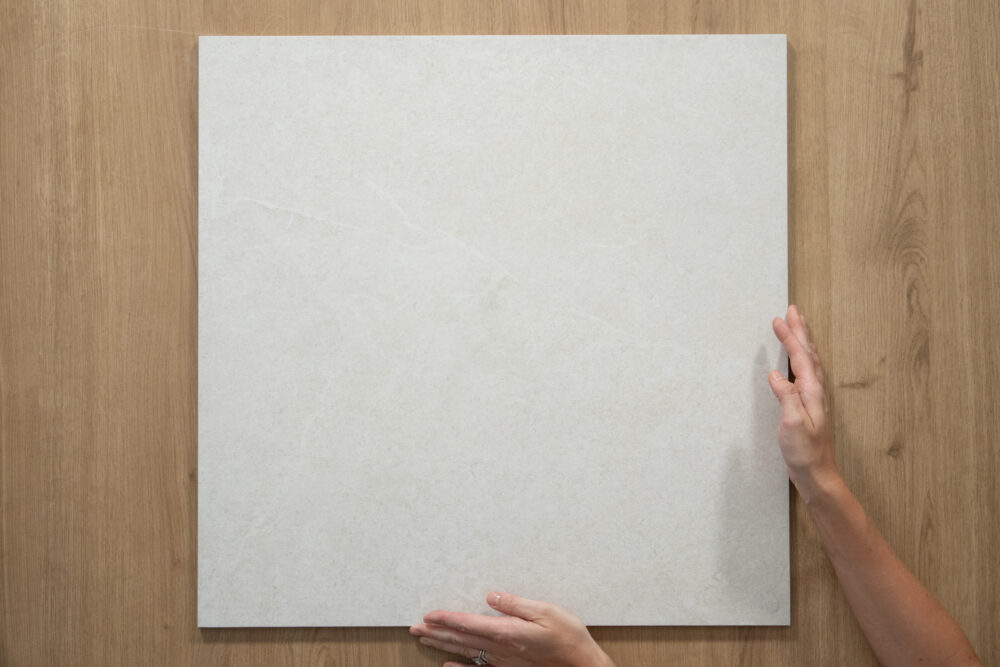 TILE: Limestone White