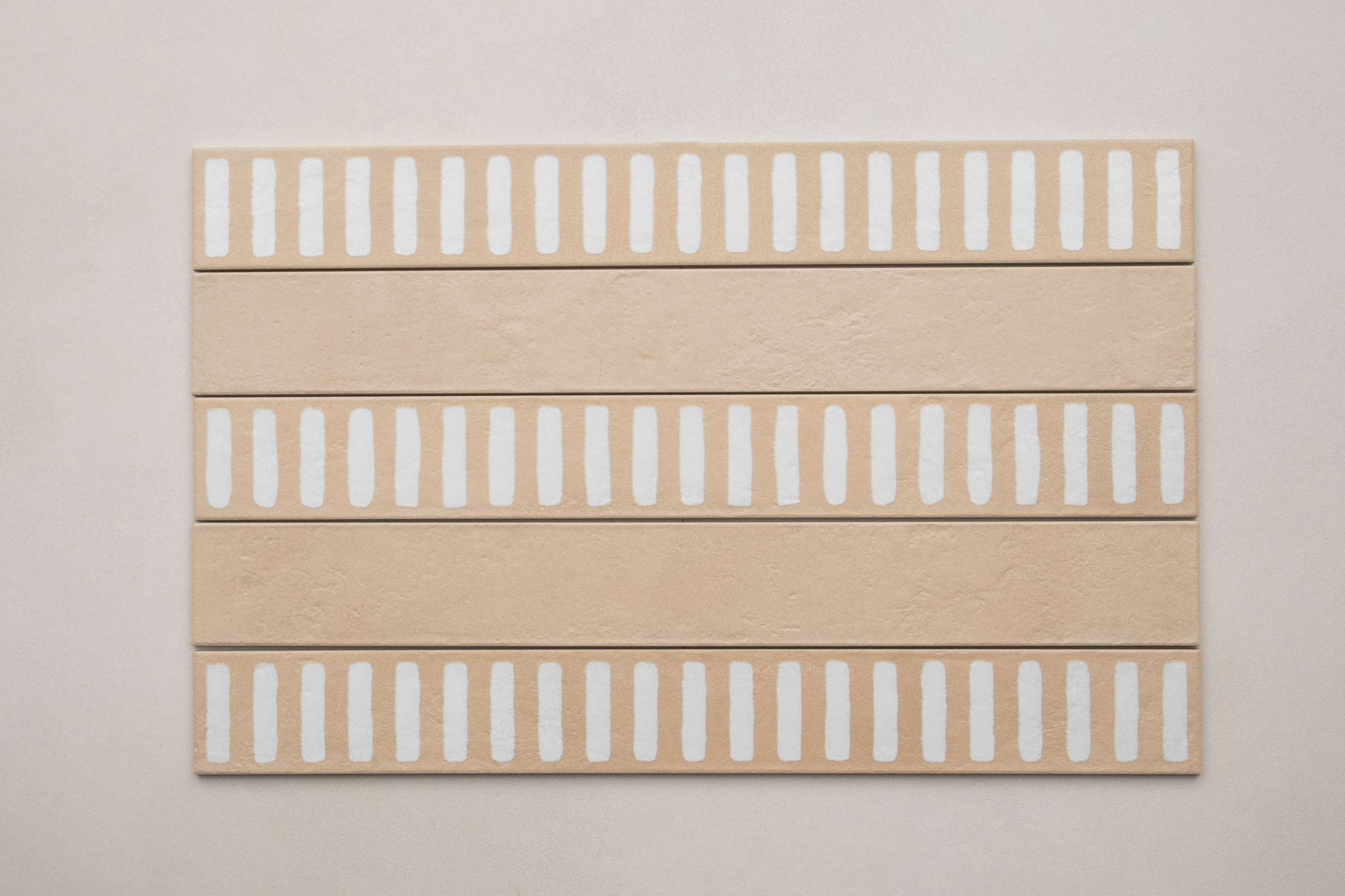 NEW Longarine Calcecreta Manto Bisque 75x600mm 1