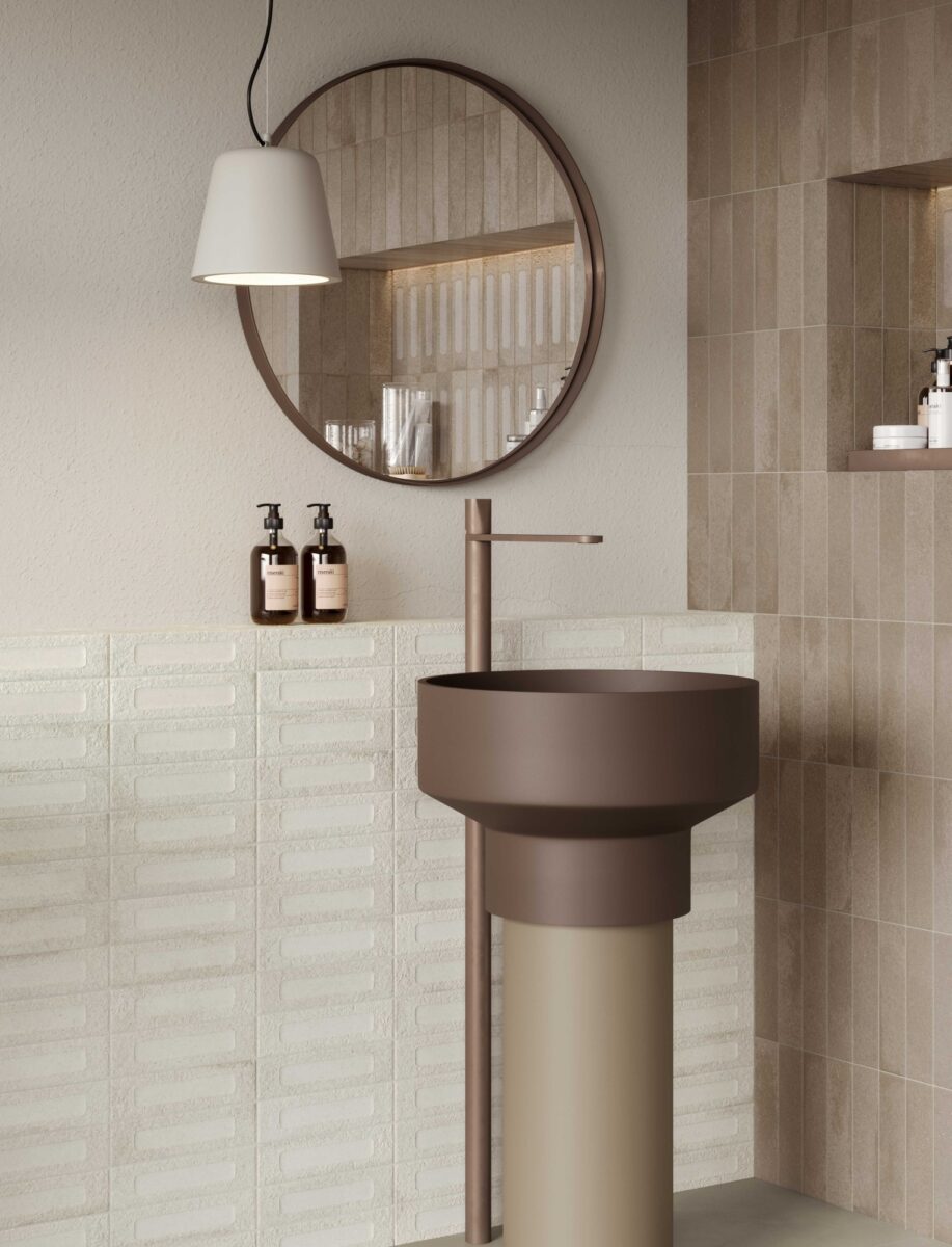 Web Marca Corona Fornace Bianco Minerale Formella Bruno Bistro Bathroom P1