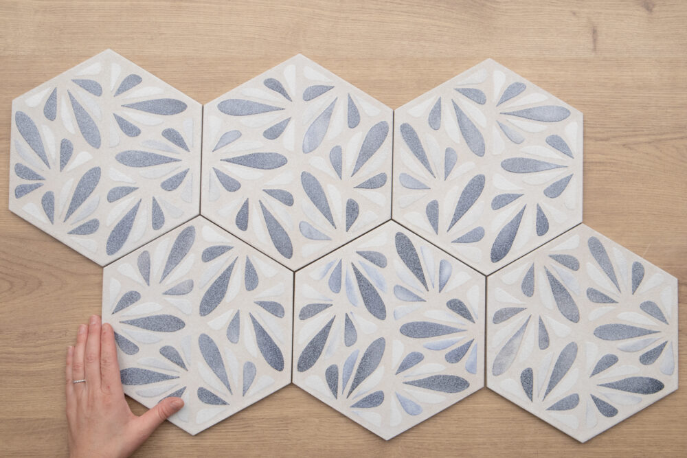 FLOOR TILES: Tec. Dipinto Marna
