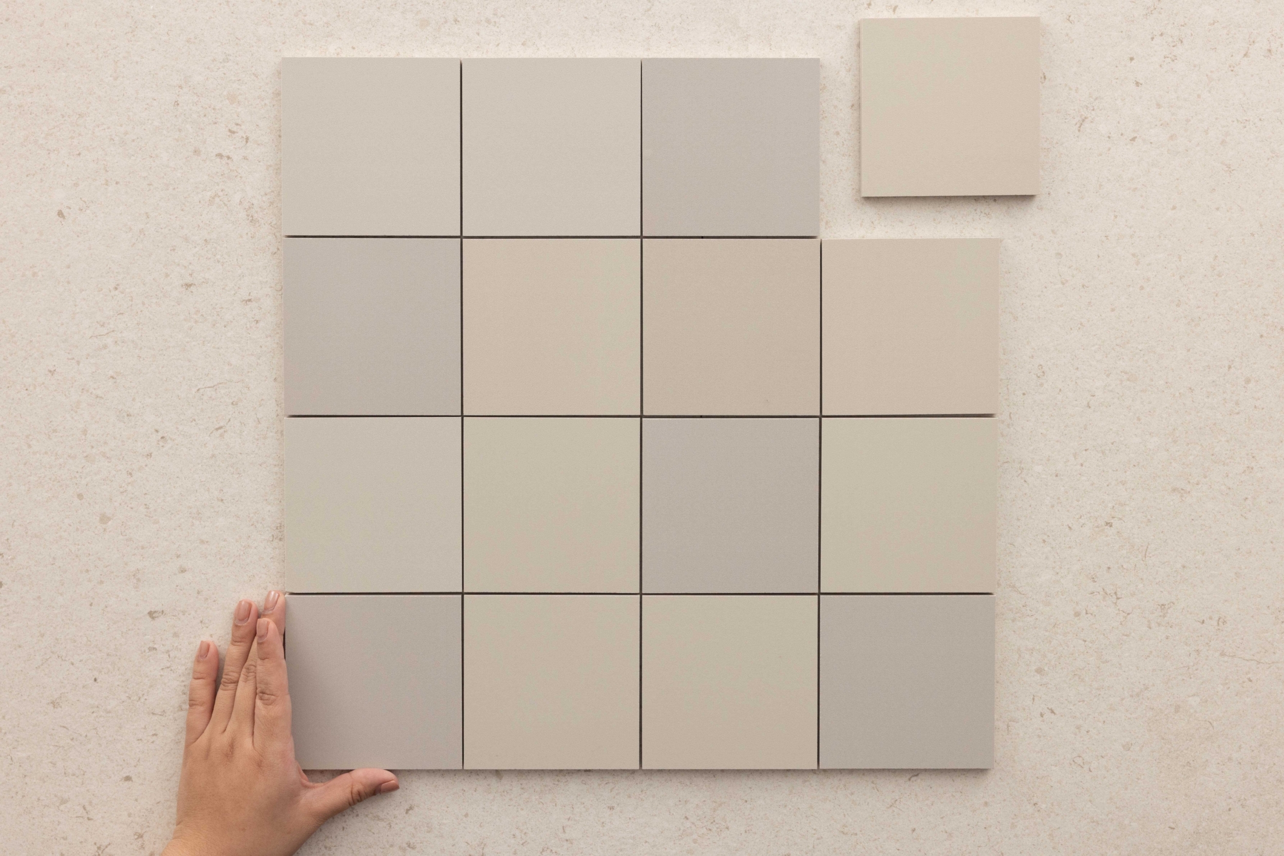 Mutina Mews Fog 110x110mm 3