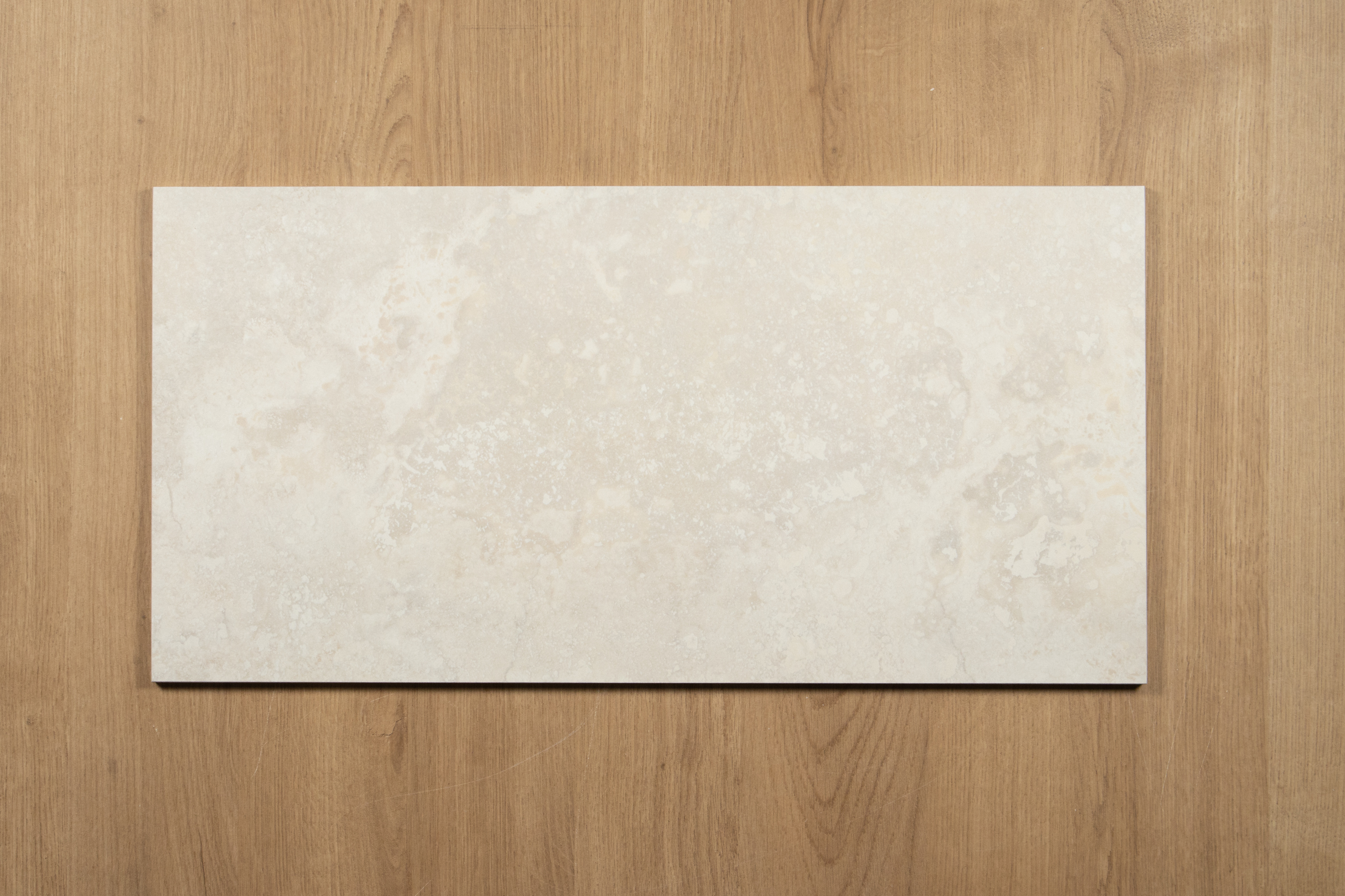 Invictus Crosscut Ivory Rect 300x600mm 3