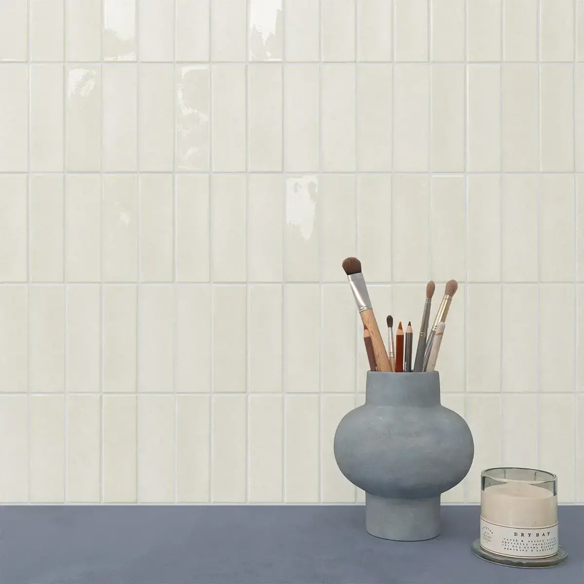 0010 AMB04 White Matt Gloss