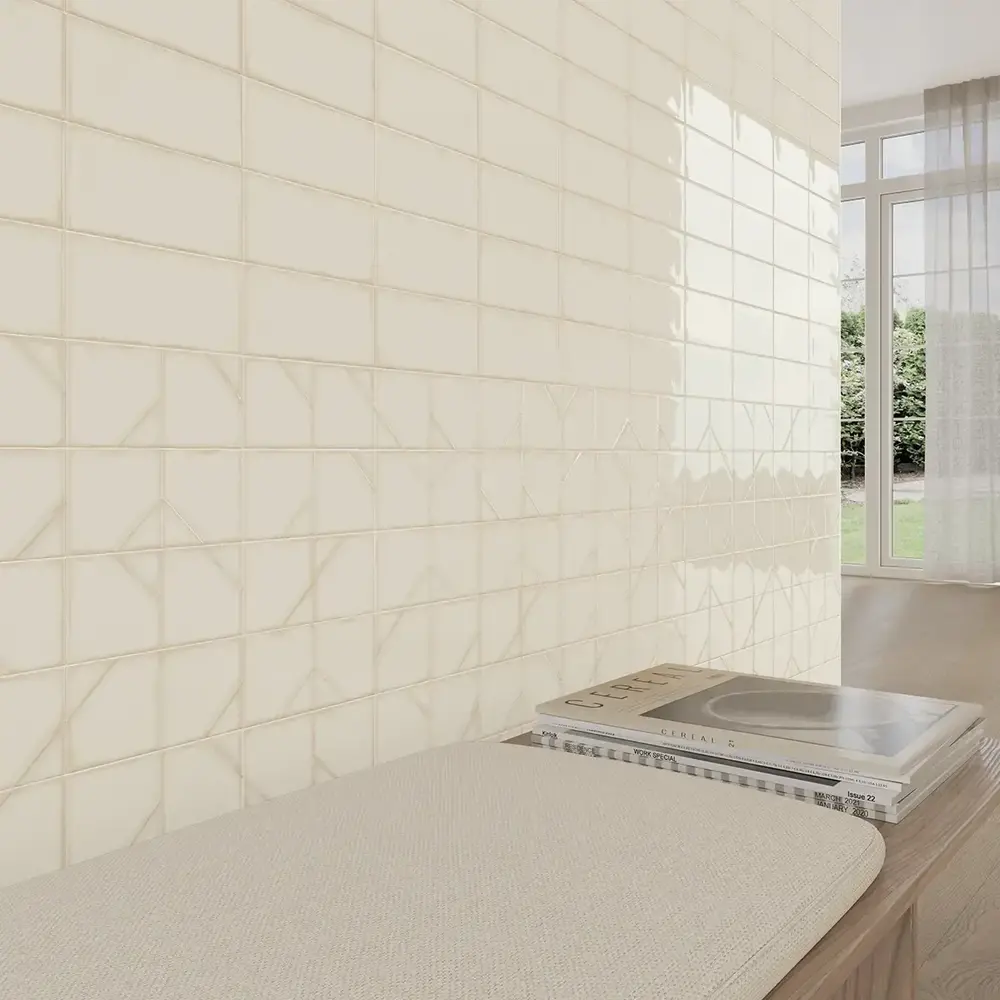 WALL TILE: Yoko Daisy